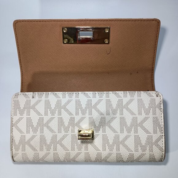 Michael Kors Callie Carryall Monogram Coated Canvas Clutch / Wallet - Picture 8 of 16